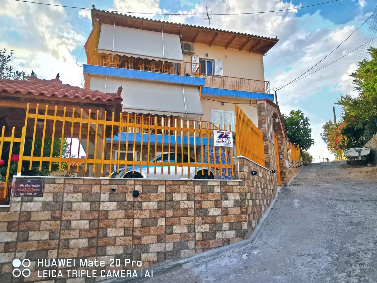 Agios Georgios Ξένιος Ζευς Ηλιακτής. Χώρος Χαλάρωσης & Ξεκούρασηςアパートメント エクステリア 写真